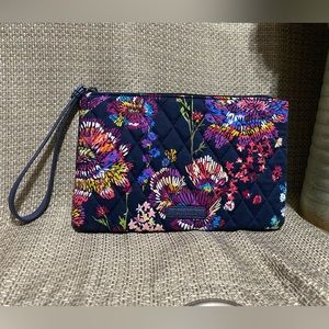 Vera Bradley Wristlet